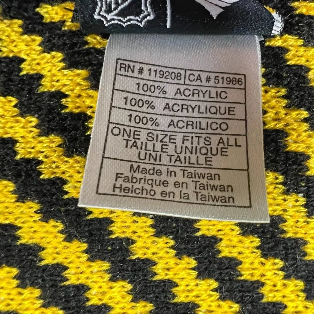 Adidas Unisex One‎ Size Yellow Black Knit NHL Pittsburgh Penguins Hockey Scarf